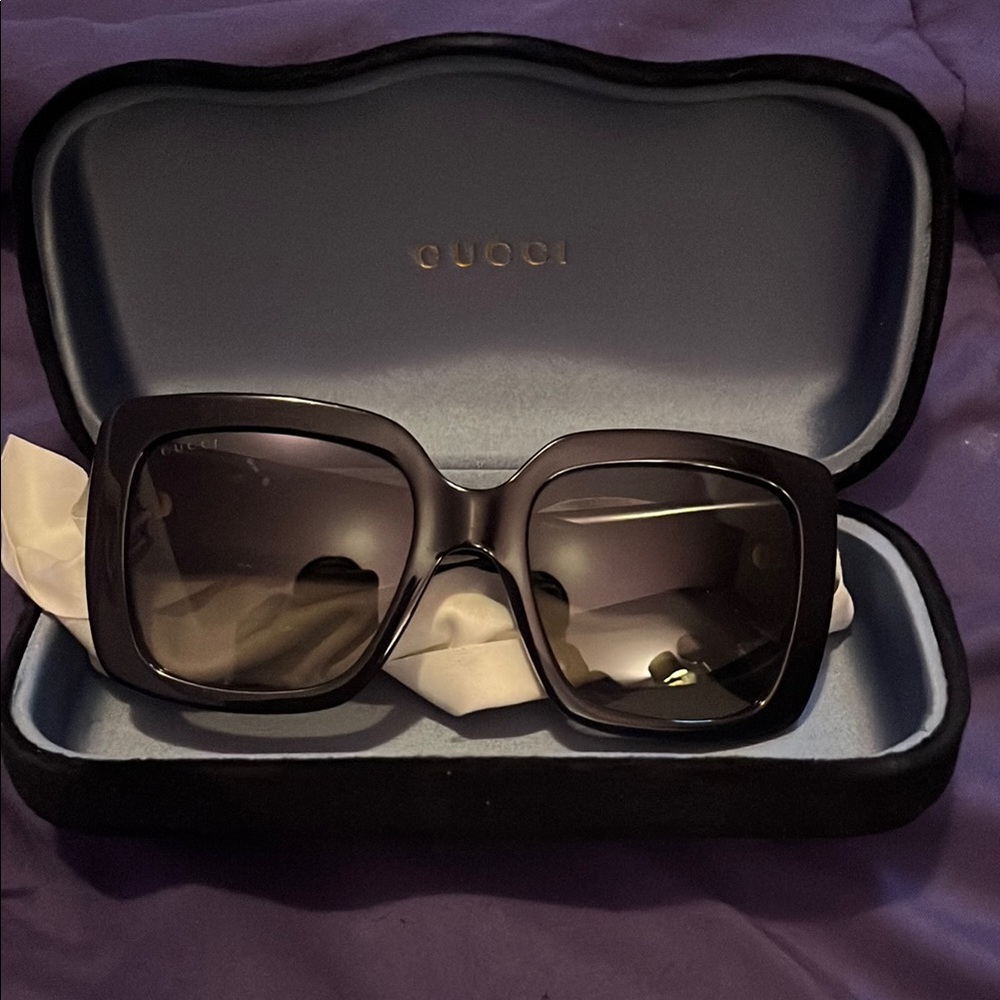 Gucci Black Sunglasses